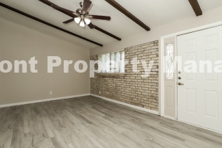 3-Bed, 2-Bath Oasis with 1,726 Sq Ft in San Antonio!