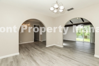 3-Bed, 2-Bath Oasis with 1,726 Sq Ft in San Antonio!