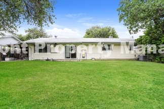 3-Bed, 2-Bath Oasis with 1,726 Sq Ft in San Antonio!