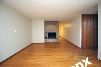 Lovely Irvington Mid-Century 2 Bedroom Apartment w/Tons of Living Space