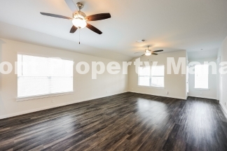 Spacious 4-Bedroom Gem with 2 Full Baths in Charming Cibolo Neighborhood – 1,977 Sq Ft of Comfort!