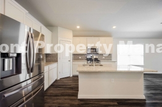 Spacious 4-Bedroom Gem with 2 Full Baths in Charming Cibolo Neighborhood – 1,977 Sq Ft of Comfort!