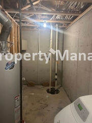 3 Bedroom Home with Finished Basement - Close to Mcconnell AFB