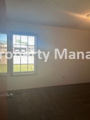 3 Bedroom Home with Finished Basement - Close to Mcconnell AFB