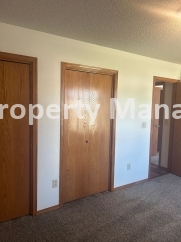 3 Bedroom Home with Finished Basement - Close to Mcconnell AFB