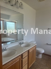 3 Bedroom Home with Finished Basement - Close to Mcconnell AFB