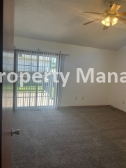 3 Bedroom Home with Finished Basement - Close to Mcconnell AFB