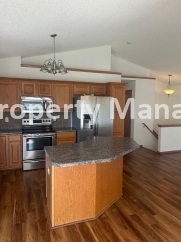 3 Bedroom Home with Finished Basement - Close to Mcconnell AFB