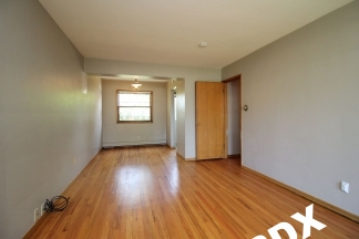 Adorable 1 Bedroom Mt Tabor Apartment
