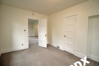 Freshly Updated 2 Bedroom Parkrose Bungalow