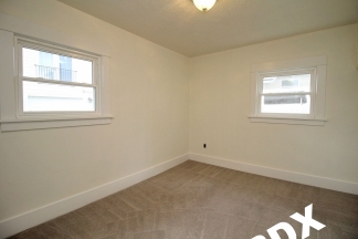 Freshly Updated 2 Bedroom Parkrose Bungalow