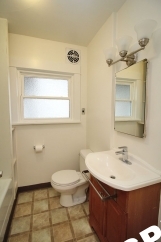 Freshly Updated 2 Bedroom Parkrose Bungalow