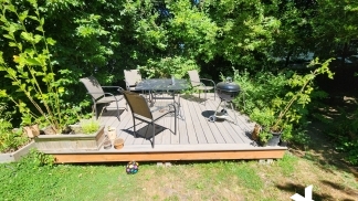 Charming One Bedroom in Historic Victorian Building – Live Among the Treetops!