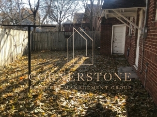 Cute 2 bedroom house $995