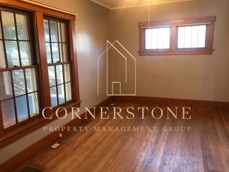 Cute 2 bedroom house $995