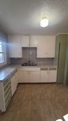 Adorable 2 Bedroom House close-in near South Tabor/Woodstock