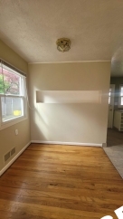 Adorable 2 Bedroom House close-in near South Tabor/Woodstock