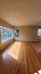 Adorable 2 Bedroom House close-in near South Tabor/Woodstock