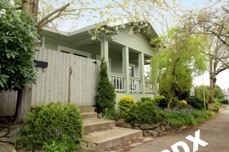 LAURELHURST: Gorgeous Double Studio ADU w/High End Finishes
