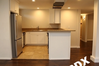 LAURELHURST: Gorgeous Double Studio ADU w/High End Finishes