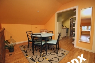 Furnished Hawthorne Blvd 1 Bedroom Artist Apt w/Flexible Lease Lengths