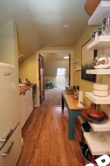 Furnished Hawthorne Blvd 1 Bedroom Artist Apt w/Flexible Lease Lengths