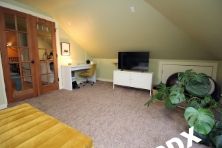 Furnished Hawthorne Blvd 1 Bedroom Artist Apt w/Flexible Lease Lengths