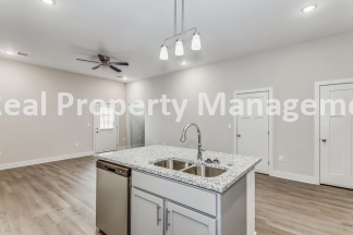 3 bedroom 2 bath Townhome  - Haysville Schools