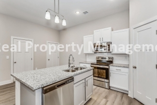 3 bedroom 2 bath Townhome  - Haysville Schools