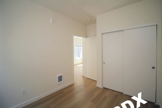 Sleek, Contemporary & Modern Living in the Heart of Sellwood!