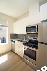Sleek, Contemporary & Modern Living in the Heart of Sellwood!