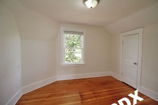 Beautifully Remodeled Roseway 4 Bedroom Bungalow