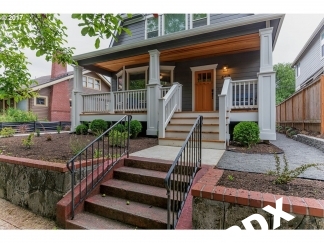 Completely Remodeled Portland Classic Home, Minutes to N Mississippi/Williams districts.