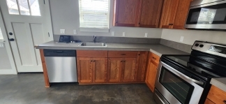 Completely Remodeled Portland Classic Home, Minutes to N Mississippi/Williams districts.