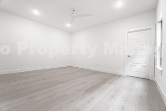 Beautiful townhome off of I St!