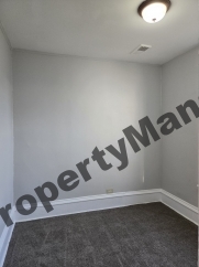 530 E 45th Street, Chicago, IL 60653