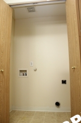 Conveniently Located 2 Bedroom Townhouse in SE Powellhurst/Gilbert