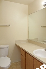 Conveniently Located 2 Bedroom Townhouse in SE Powellhurst/Gilbert