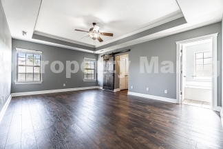 Cozy Home Nestled in the Heart of Bentonville!