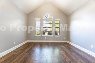 Cozy Home Nestled in the Heart of Bentonville!