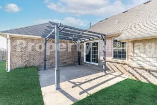Cozy Home Nestled in the Heart of Bentonville!
