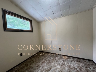 Spacious 2 bedroom apartment $595