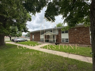 Remodeled 2 Bedroom Apartment by Butler School!