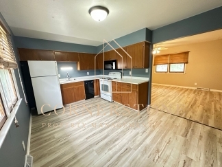 Remodeled 2 Bedroom Apartment by Butler School!