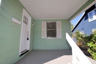 Adorable 2 Bedroom Bungalow In Popular Roseway Neighborhood