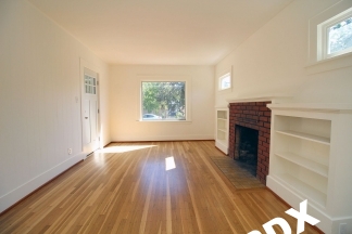 Adorable 2 Bedroom Bungalow In Popular Roseway Neighborhood