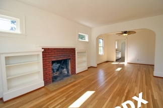Adorable 2 Bedroom Bungalow In Popular Roseway Neighborhood