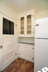 Adorable 2 Bedroom Bungalow In Popular Roseway Neighborhood