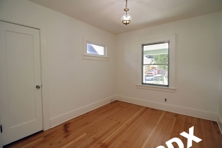 Adorable 2 Bedroom Bungalow In Popular Roseway Neighborhood