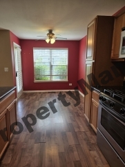 335 Buckingham Circle, Unit A, Elgin, IL 60120